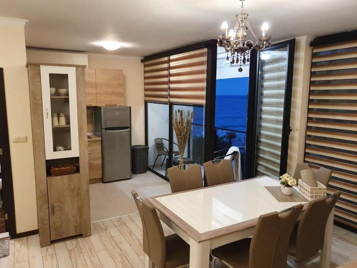 Апартамент За Гости ,,Христина" Ravda Exterior photo